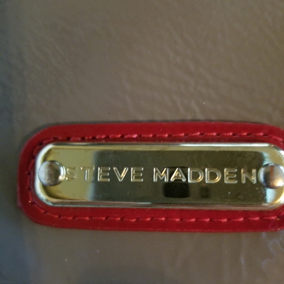 STEVE MADDEN crossbody purse - Picture 13 of 14